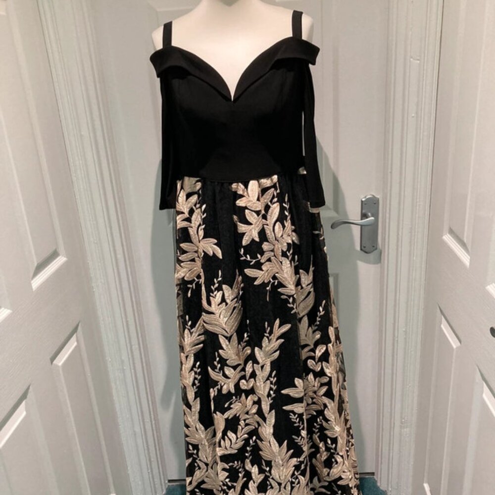 Wedding evening gown